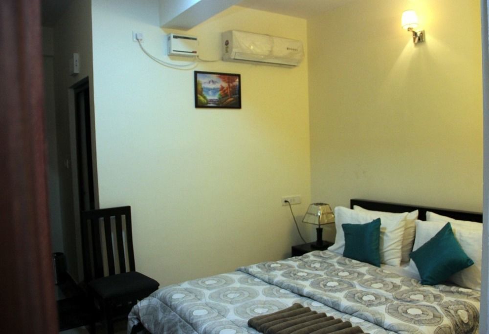 Hotel Itsy By Treebo - Palm Emirates Bangalore Esterno foto